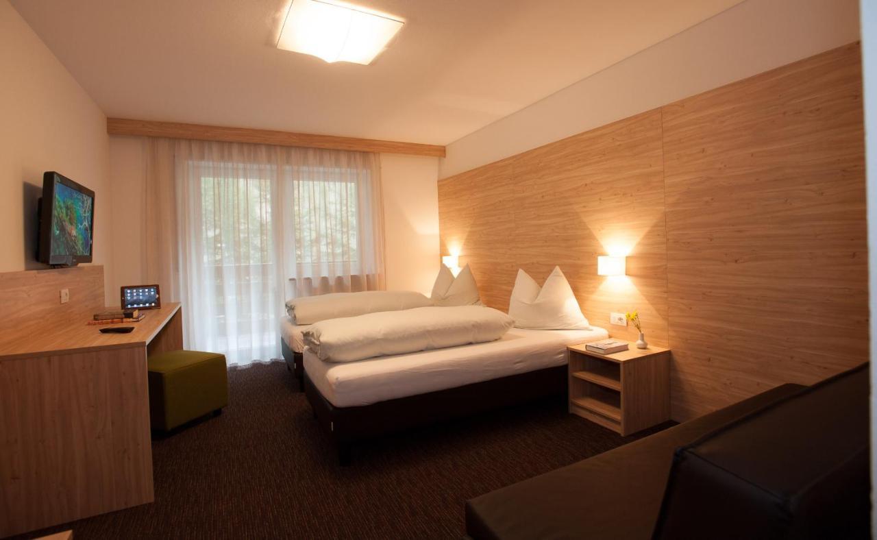 Hotel Stifter Лутаго Екстериор снимка