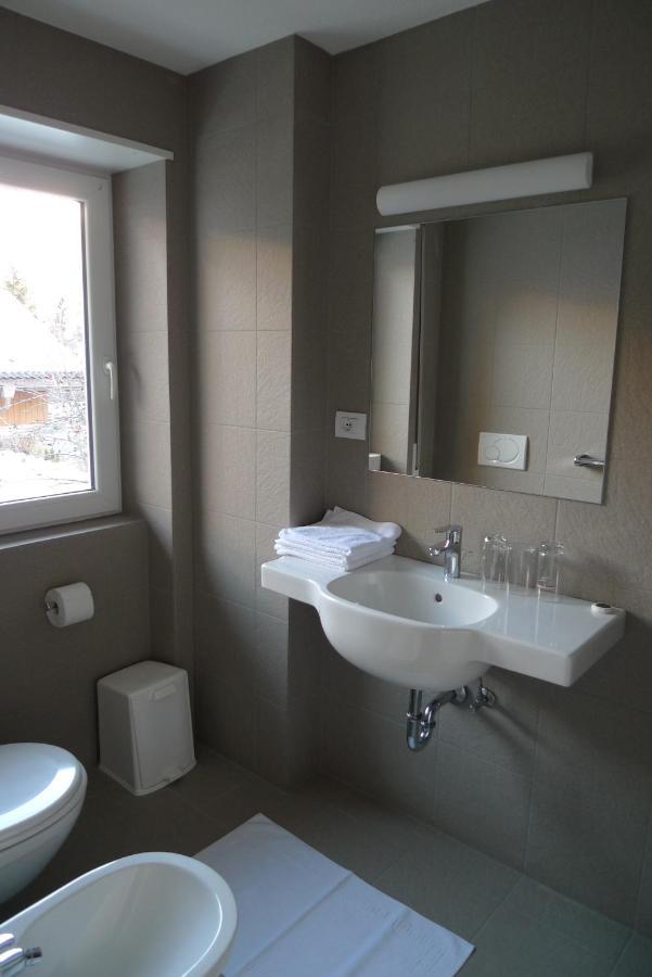 Hotel Stifter Лутаго Екстериор снимка