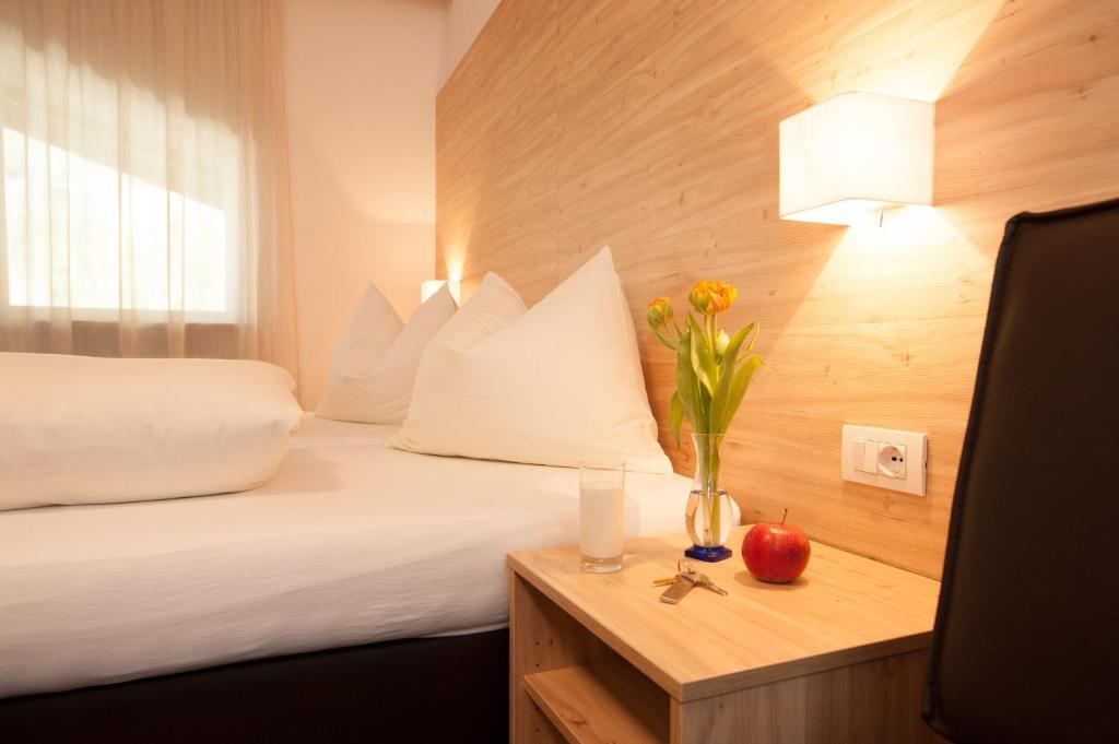 Hotel Stifter Лутаго Стая снимка